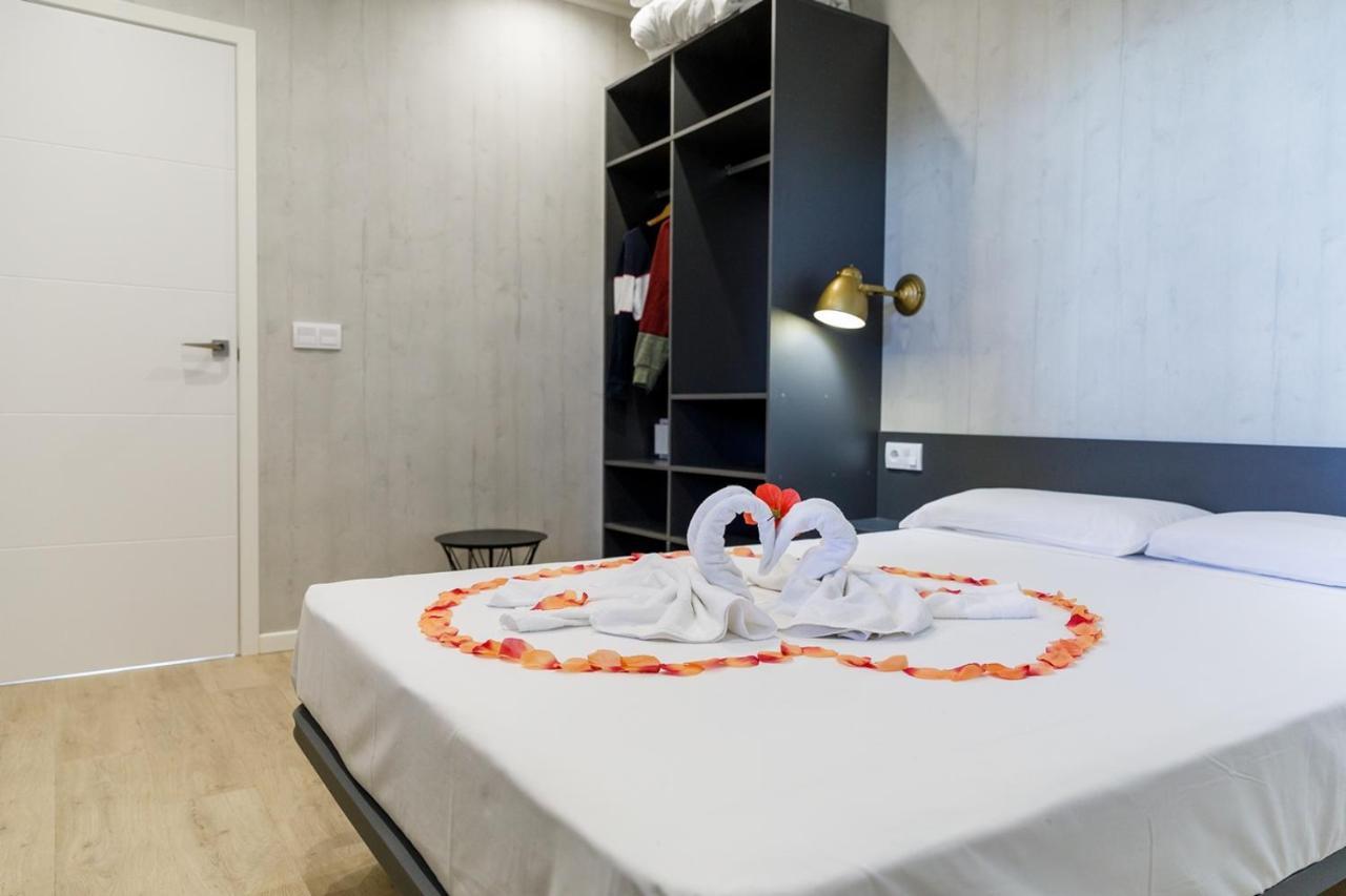 Hotel Selwo Lodge - Animal Park Tickets Included Estepona Exterior photo