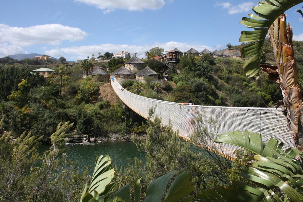Hotel Selwo Lodge - Animal Park Tickets Included Estepona Exterior photo
